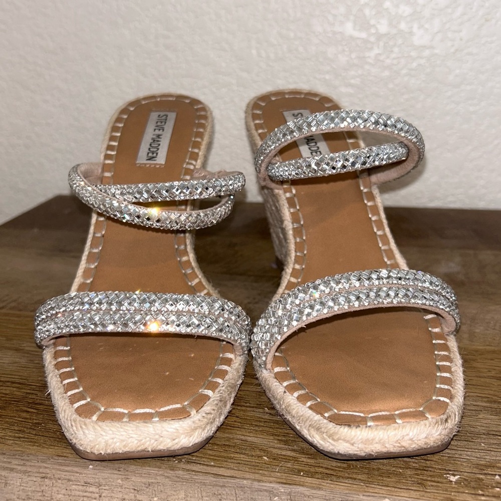 Steve Madden rhinestone wedges